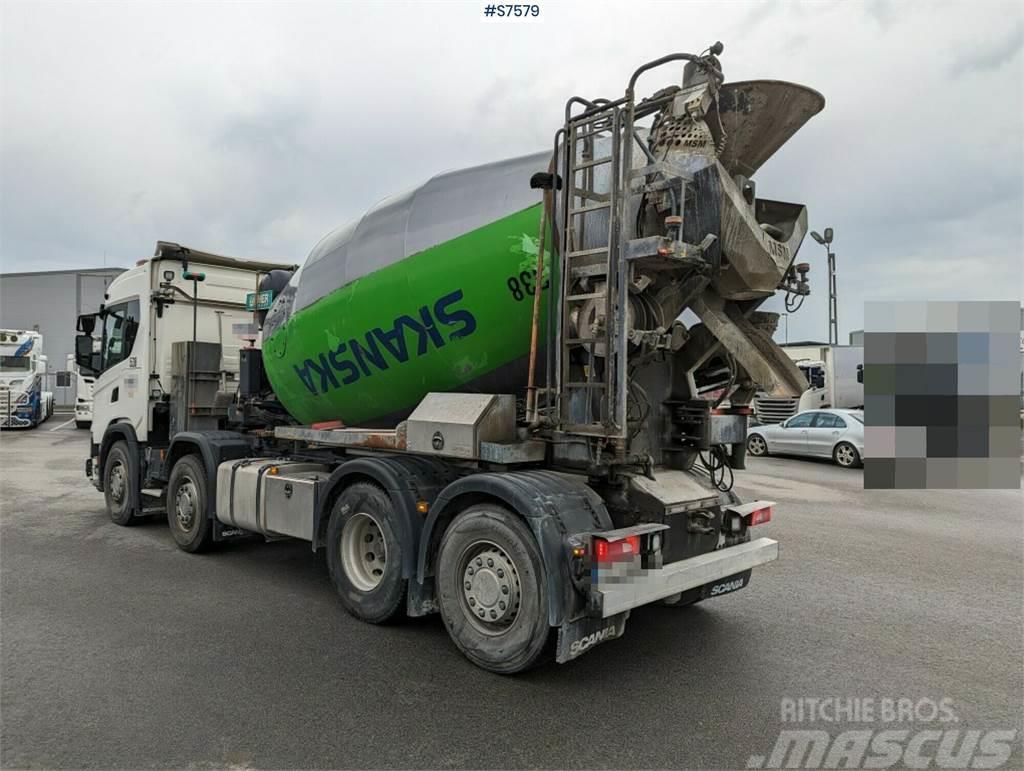 Scania G450 8x2 Concrete truck with chute Betonmixers en pompen