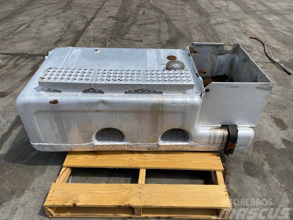 Ford L9000 Other components