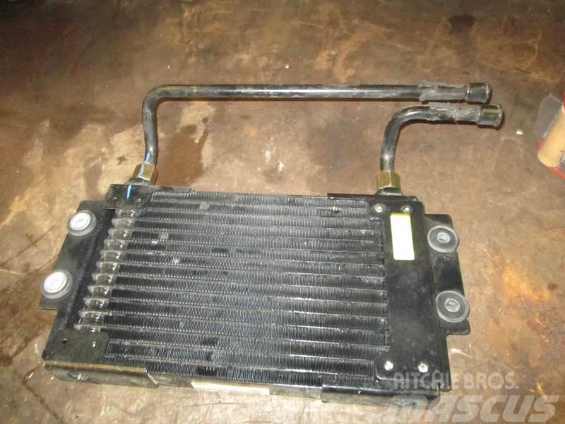 International 7600 Other components