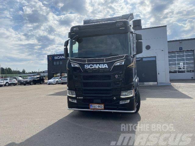 Scania R 580 B8x4*4NB Chassis met cabine