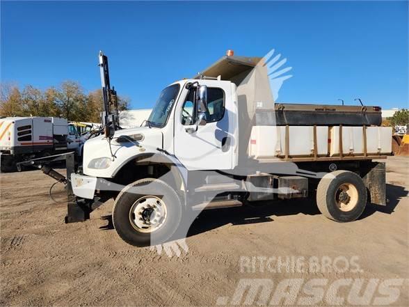 Freightliner BUSINESS CLASS M2 106 Sand and salt spreaders