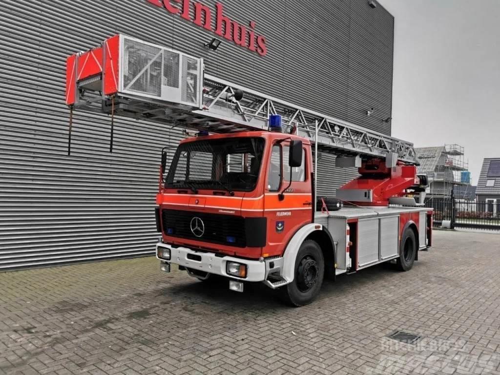 Mercedes-Benz SK 1422 4x2 Metz DL30K 30 meter 21.680 KM! Fire trucks