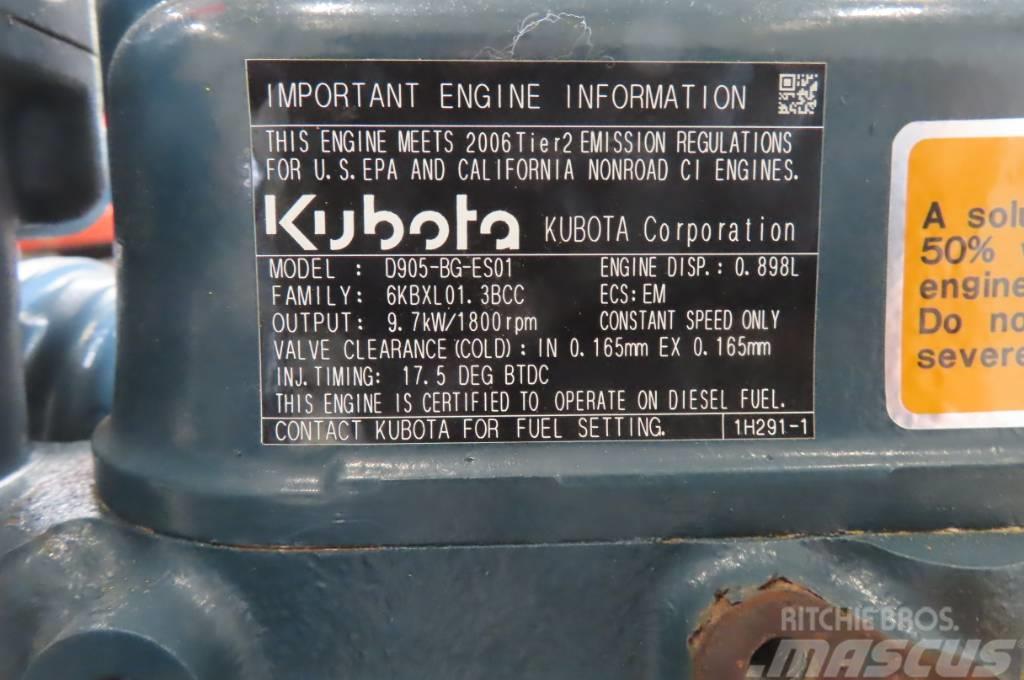 Kubota D905 Engines