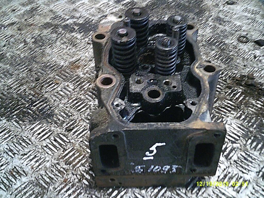 Scania 124, engine head Engines