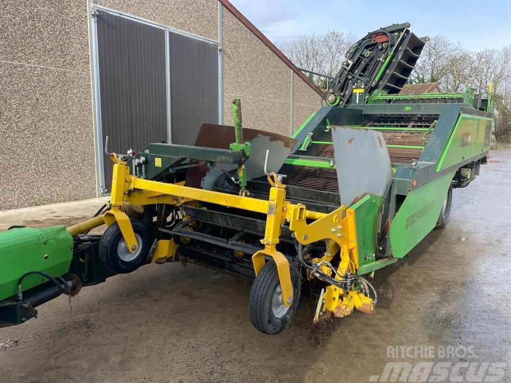 AVR ESPRIT pour oignons Potato harvesters and diggers
