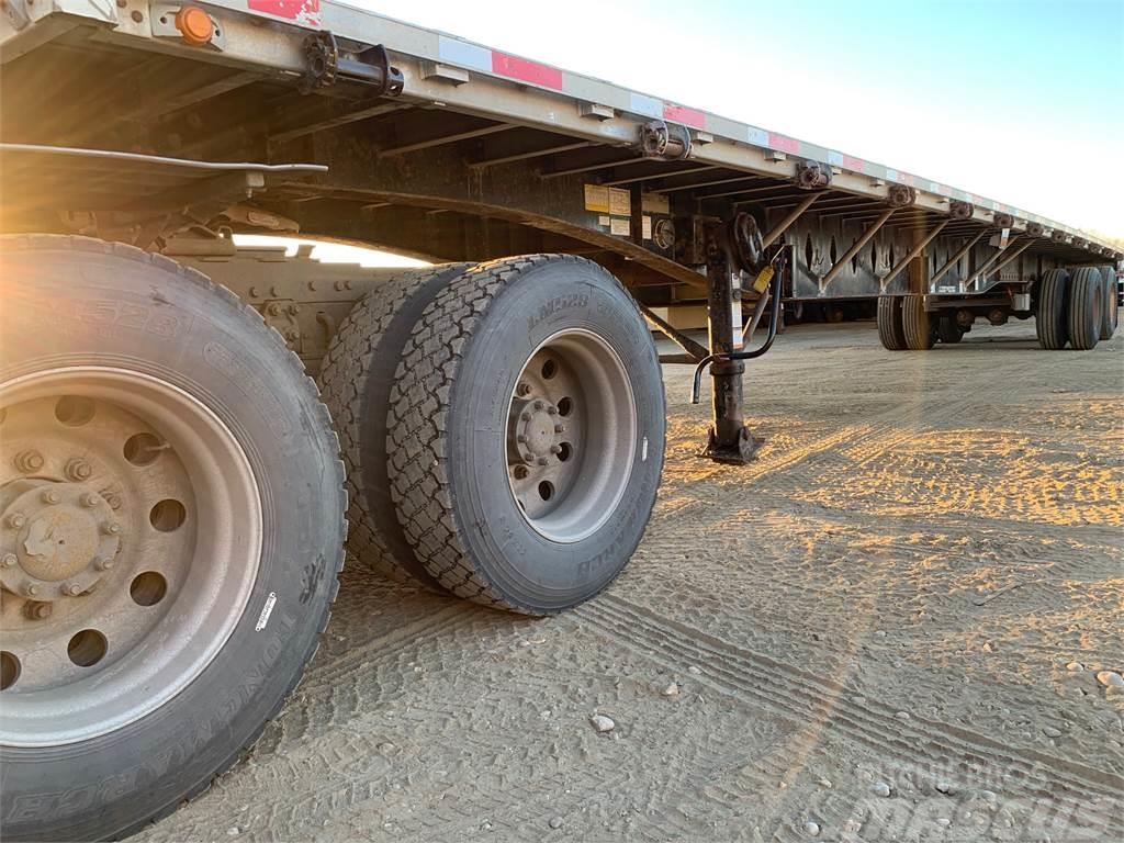 Lode King 48' Tandem Flat Deck/Highboy Flatbed, Steel/Alumin Flatbed/Dropside semi-trailers