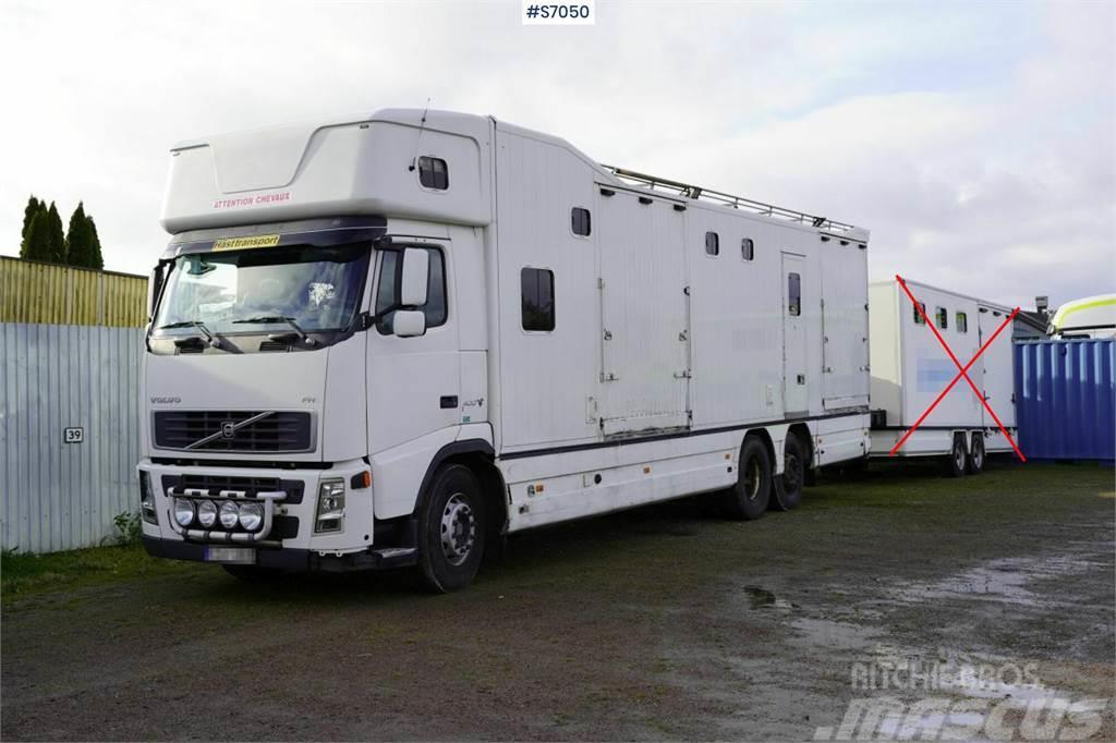 Volvo FH 400 6*2 Horse transport with room for 9 horses Animal transport trucks