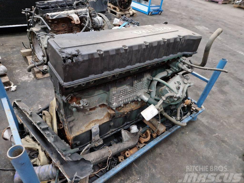 Volvo D12C Engines