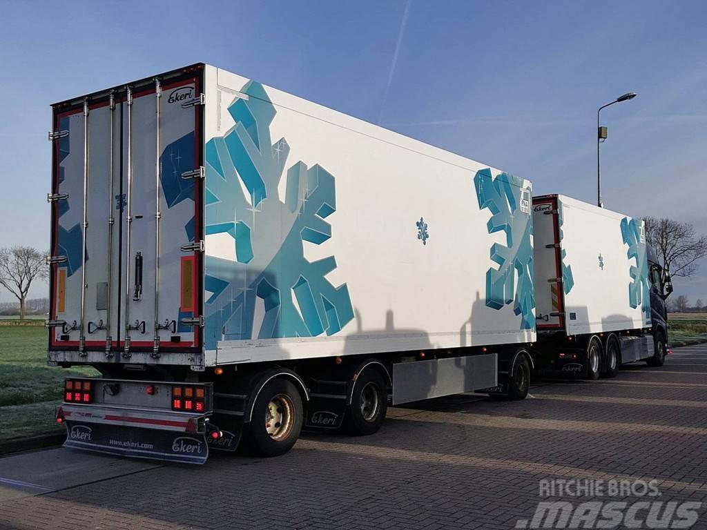 Ekeri S5-K 3 AXLES side doors carrier Temperature controlled trailers