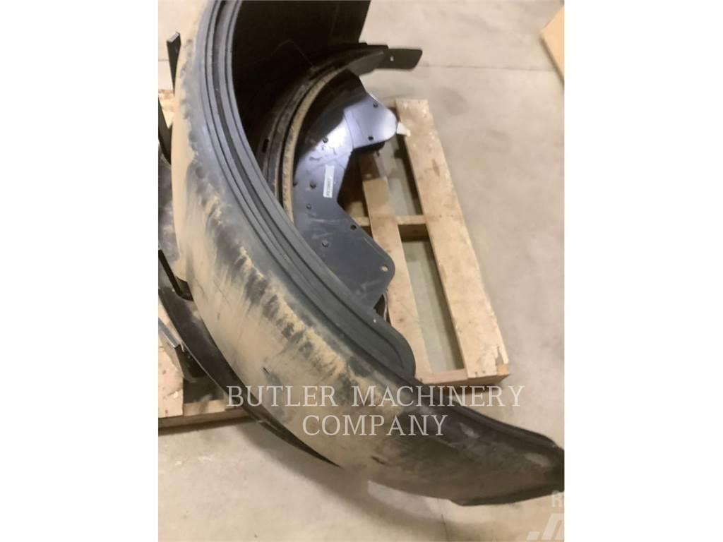 CAT 160M2 REAR FENDER Other