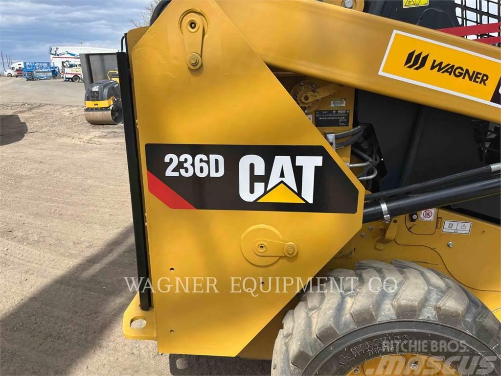 CAT 236D Skid steer loaders