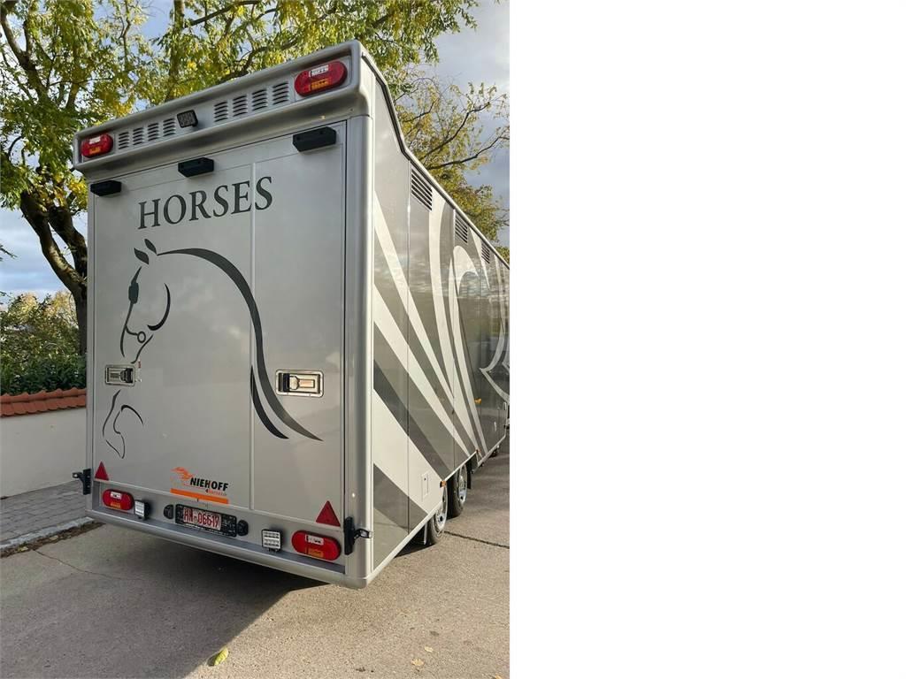 Blomenröhr / Niehoff 4-5 Pferde und Wohnung Animal transport semi-trailers
