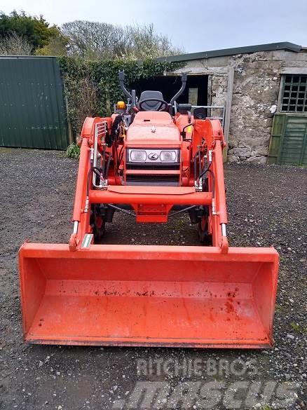 Kubota L3200D TRACTOR Other