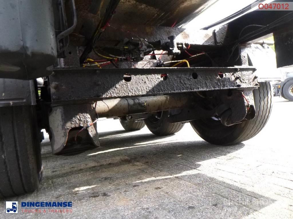 Metalovouga Bitumen tank inox 32 m3 / 1 comp + pump Tanker semi-trailers