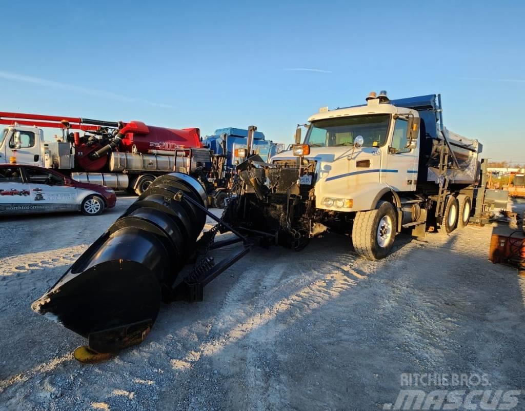 Volvo VHD Snow Plow Truck Snow blades and plows