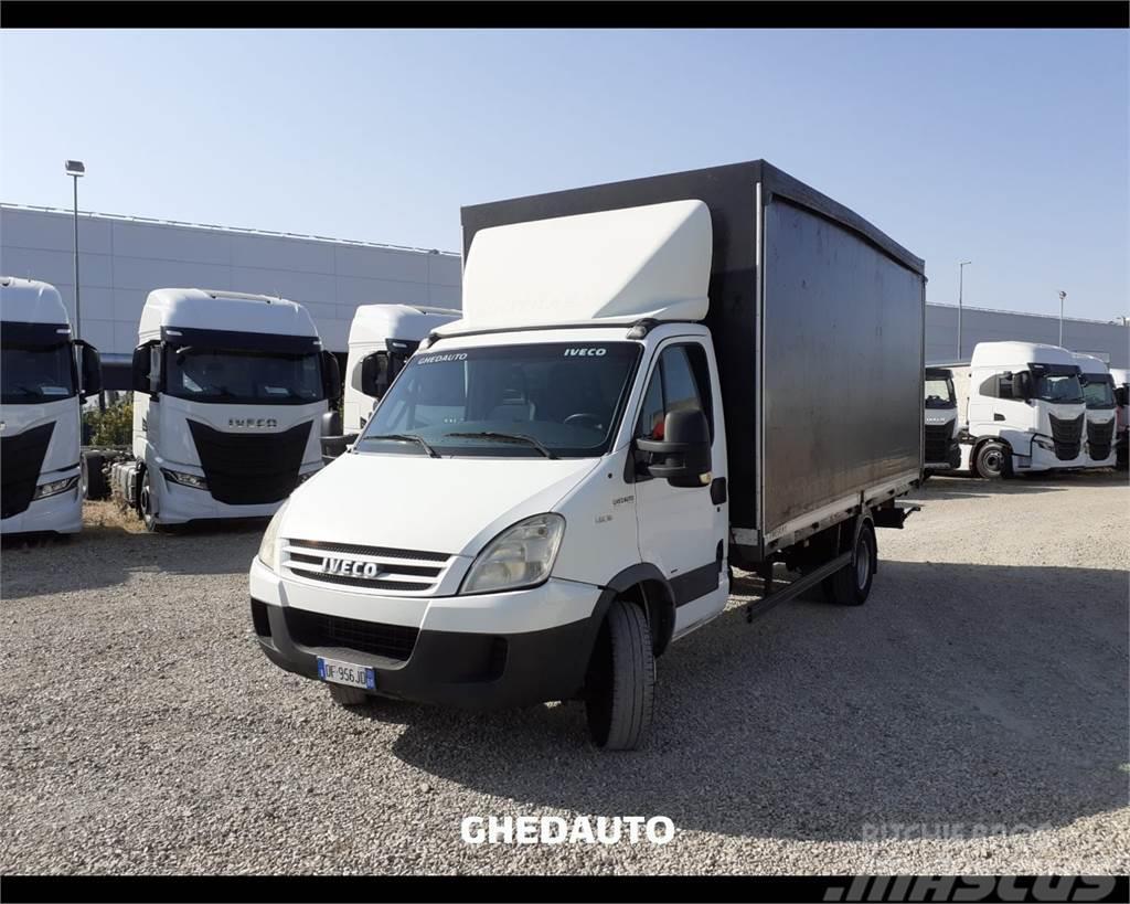 Iveco Daily IV 65.17 E5 2011 Box body trucks