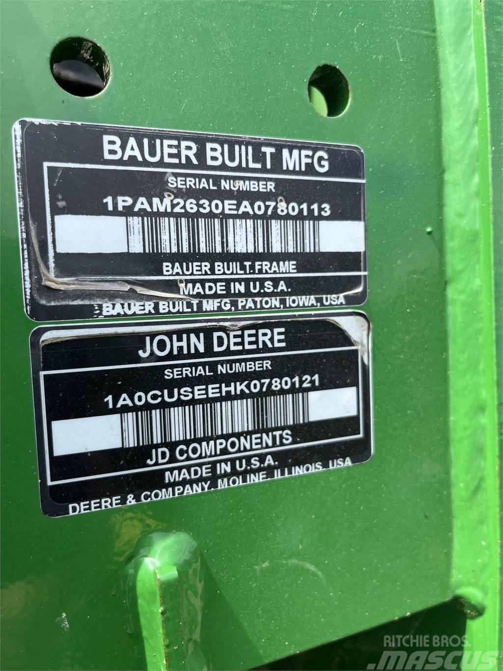 John Deere DB66 Planters