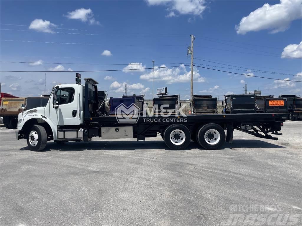 Freightliner M2 106 Rollback Recovery vehicles
