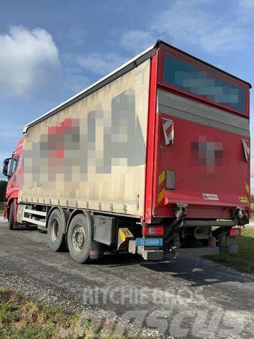 Iveco AS26SYS46 6X2 E6 HINTEN GELENKTE ACHSE Curtainsider trucks