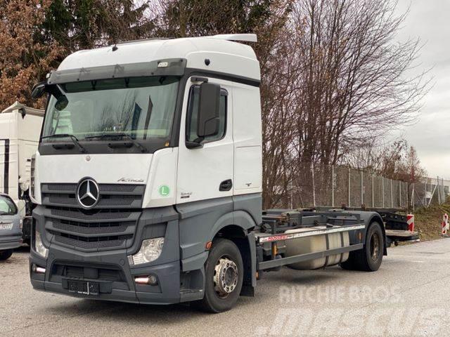 Mercedes-Benz 1842*ACTROS*WECHSELFAHRGESTELL+LBW*BDF*€6* Chassis Cab trucks