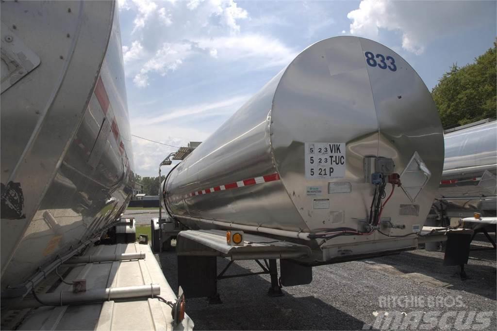 Polar DOT 507 | 7000 GAL STAINLESS| IN TEST | CENTER DRO Tanker trailers
