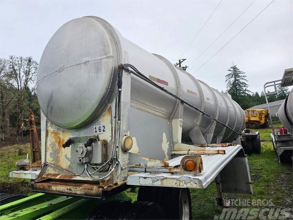  STE 6500 GALLON Tanker trailers
