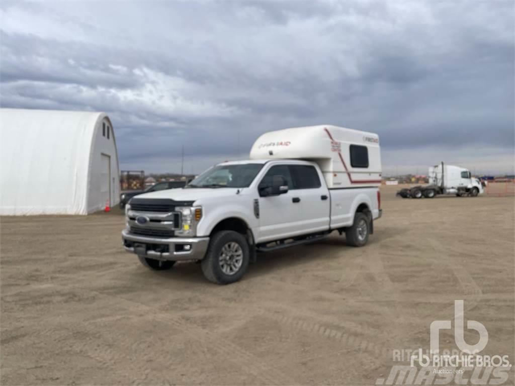 Ford F-350 Recovery vehicles