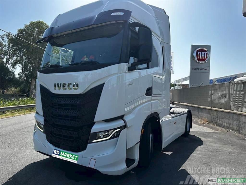 Iveco AS440S48 Tractor Units