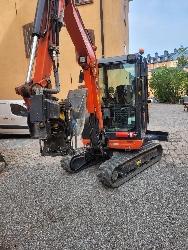 Kubota KX 027