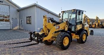 CAT 906 M