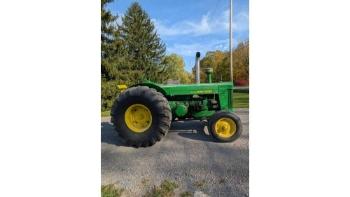 John Deere R