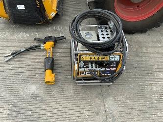 JCB Beaver Pack
