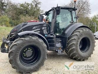 Valtra T215D