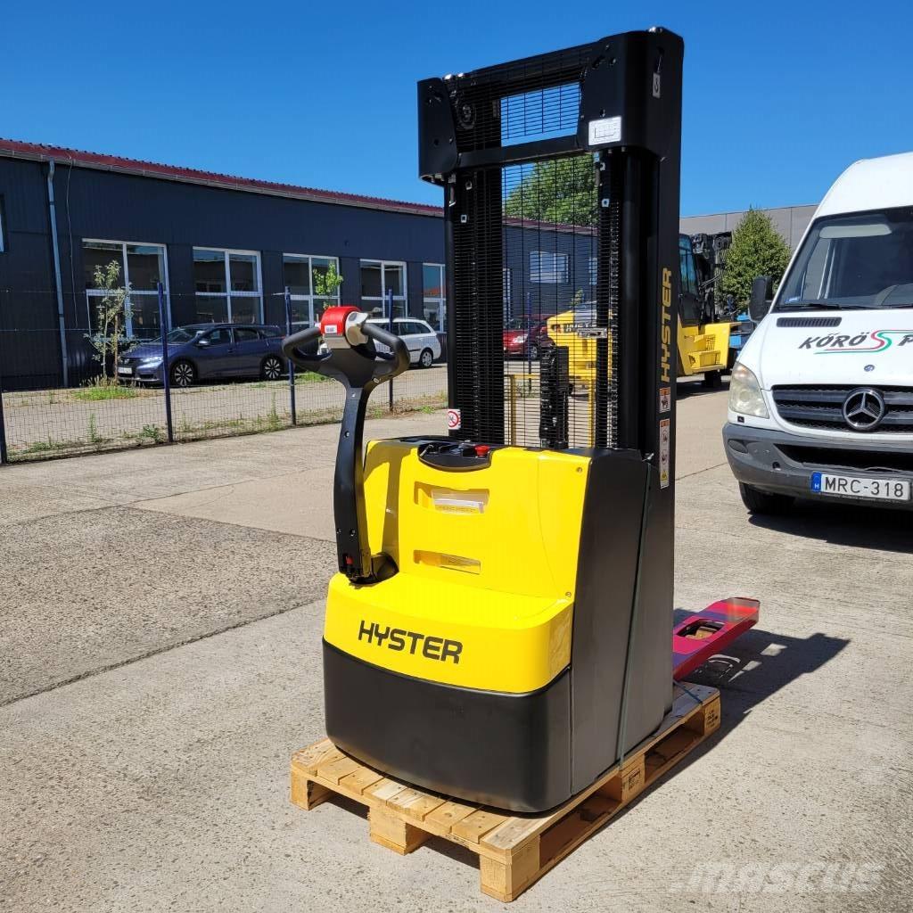Hyster S 1.6 Meeloop stapelaar