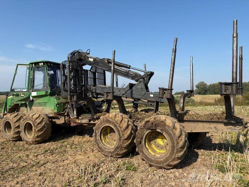 John Deere 1110G Uitrijwagens