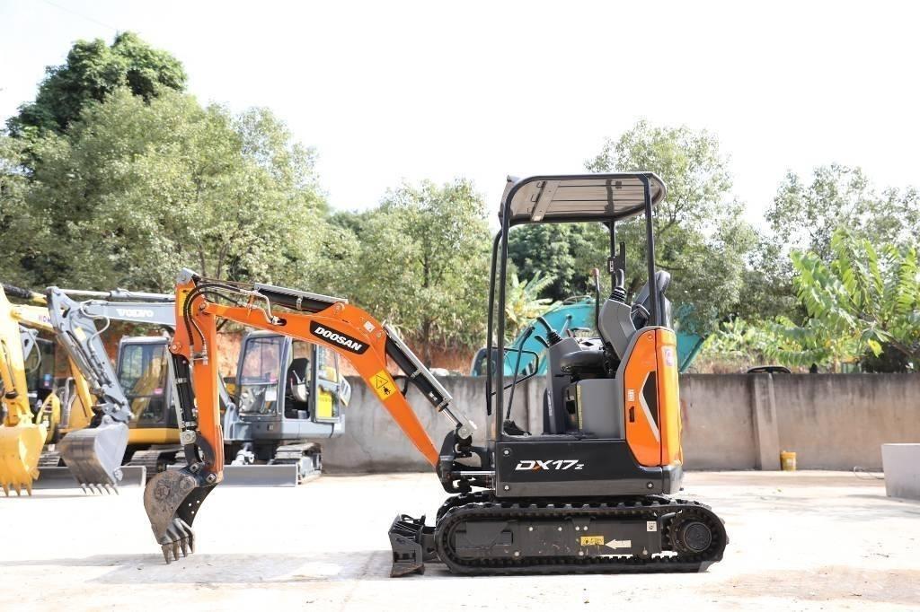 Doosan DX 17 Rupsgraafmachines