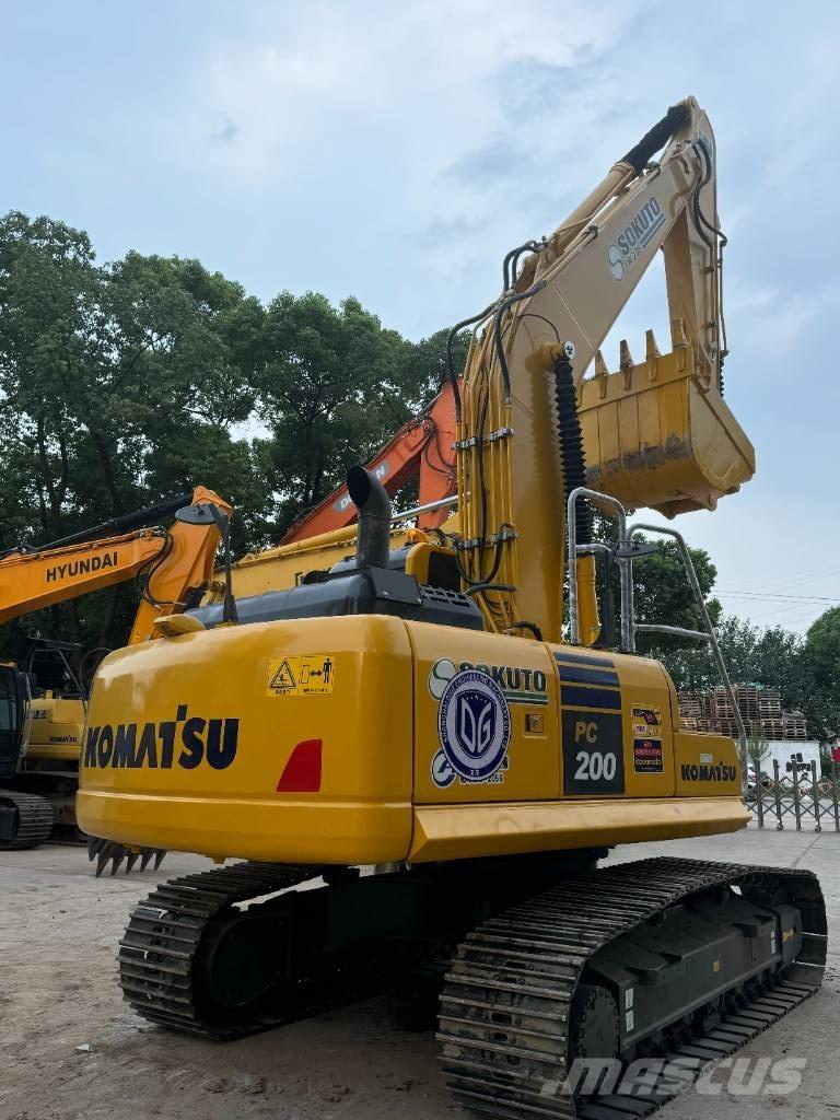 Komatsu PC 200-8 Midigraafmachines 7t - 12t