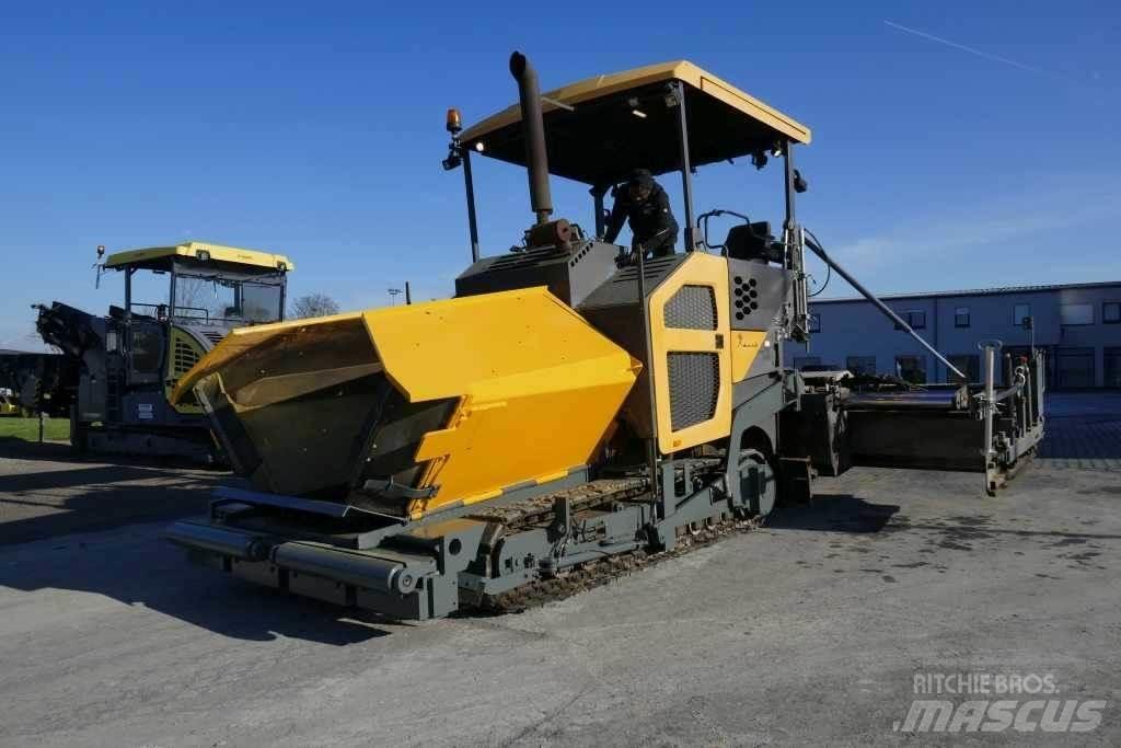 Volvo P 8820 C Asfaltafwerkmachines
