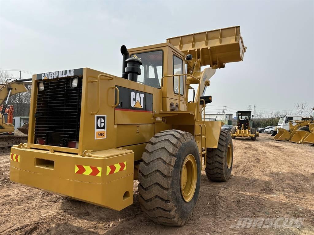 CAT 966C Wielladers