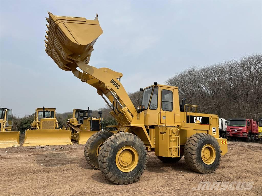 CAT 966C Wielladers