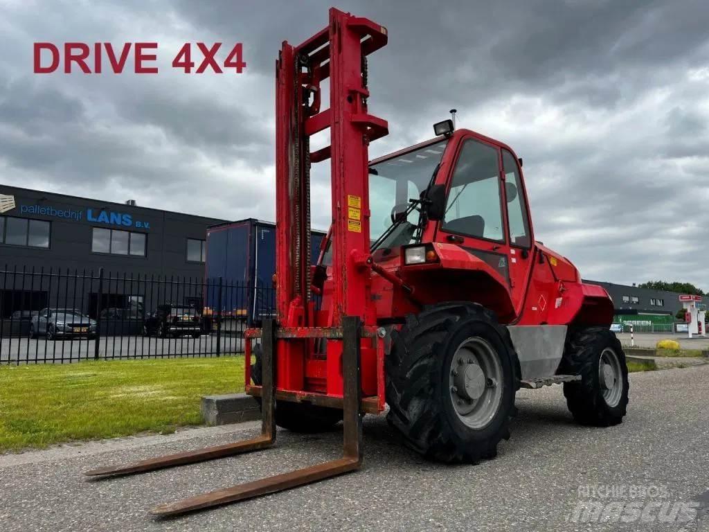Manitou M30-4 4X4 Vorkheftruck voor zwaar terrein