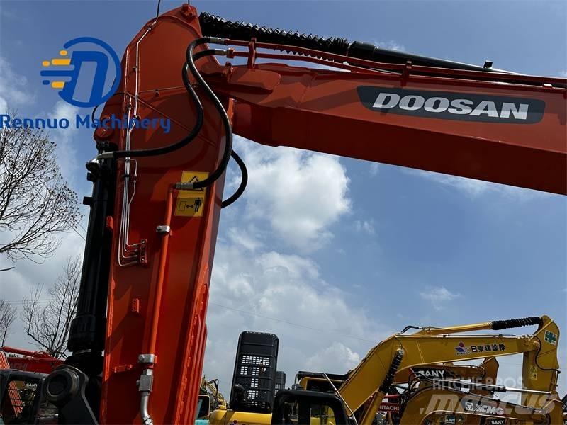 Doosan DX 225 LC-9C Rupsgraafmachines