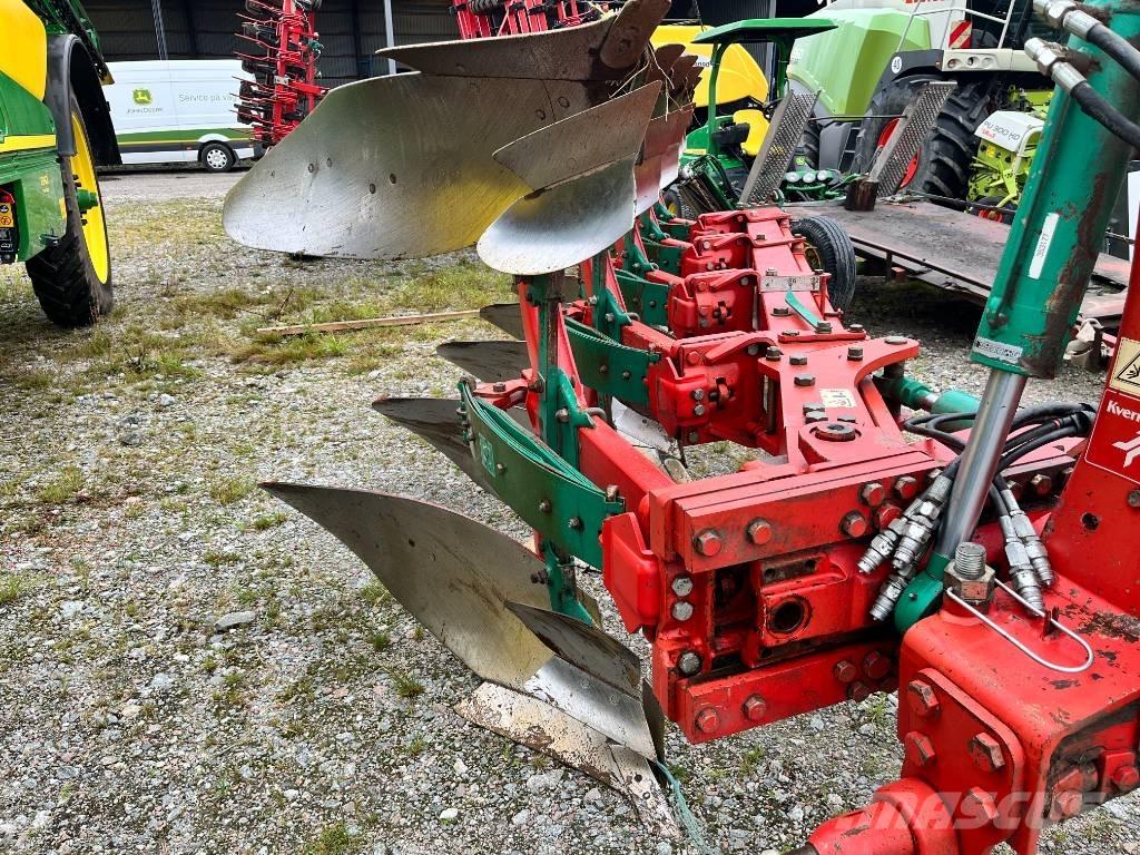 Kverneland ES85 Wentelploegen