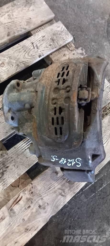 Scania R 440   1946306 Remmen