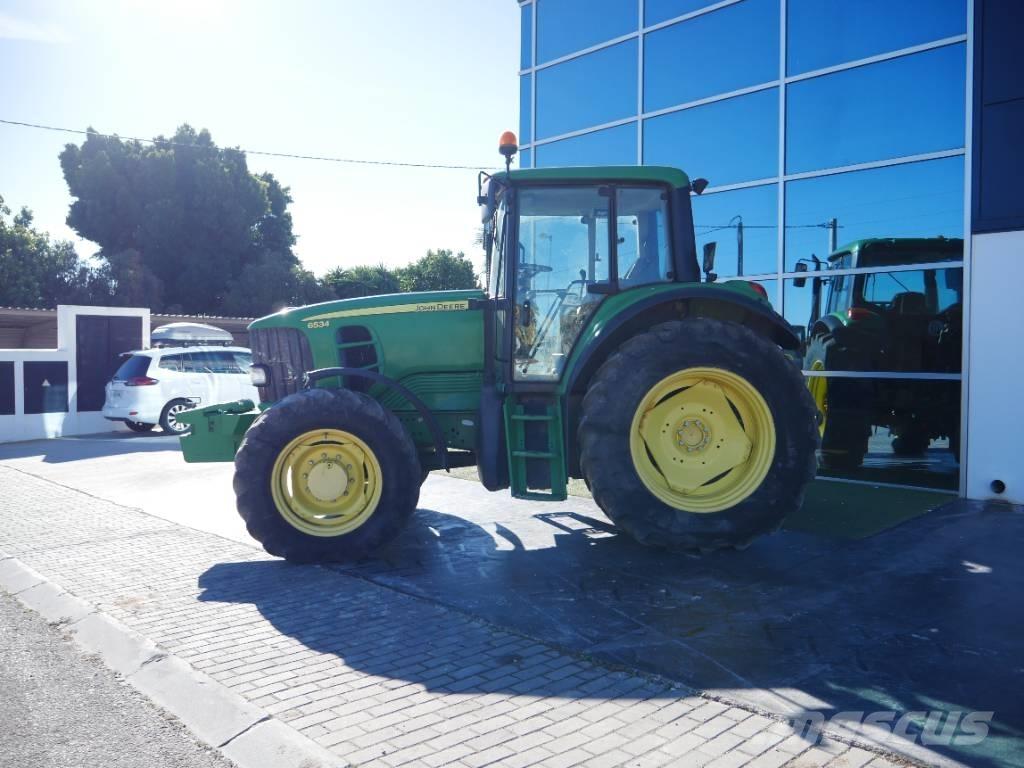 John Deere 6534 Tractoren