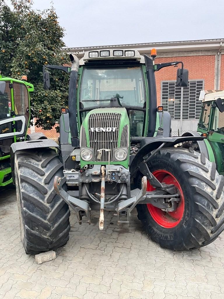 Fendt 716 Vario Tractoren