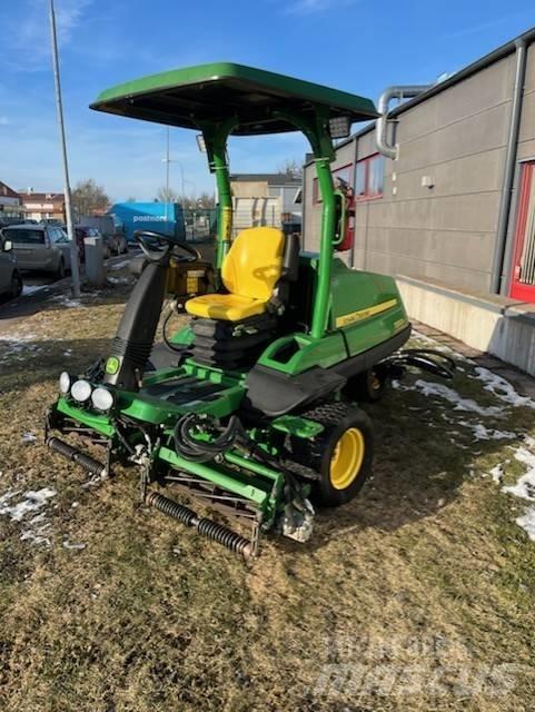 John Deere 7200 A Golfbaanmaaiers