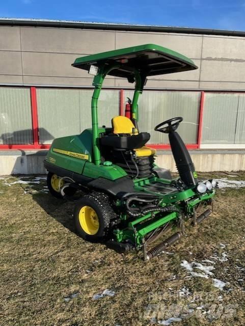 John Deere 7200 A Golfbaanmaaiers