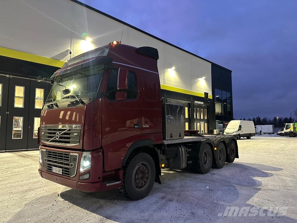 Volvo FH16 600 8x4*4 Trekkers
