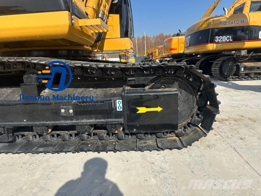 CAT 320 B L Rupsgraafmachines